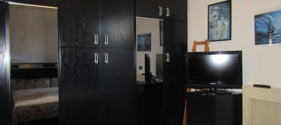 5 rooms House in Carrara, Italy No. 48140 11