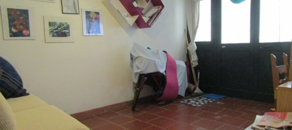 5 rooms House in Carrara, Italy No. 48140 22