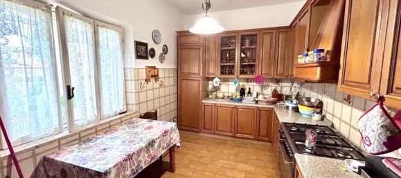 Villa de 4 divisões em Velletri, Italy N.º 24230 36