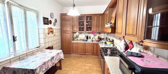 Villa de 4 divisões em Velletri, Italy N.º 24230 35