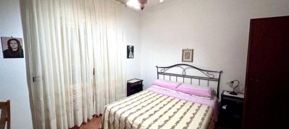 Villa de 4 divisões em Velletri, Italy N.º 24230 40