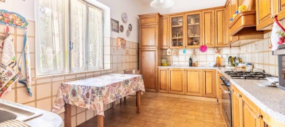 Villa de 4 divisões em Velletri, Italy N.º 24230 13