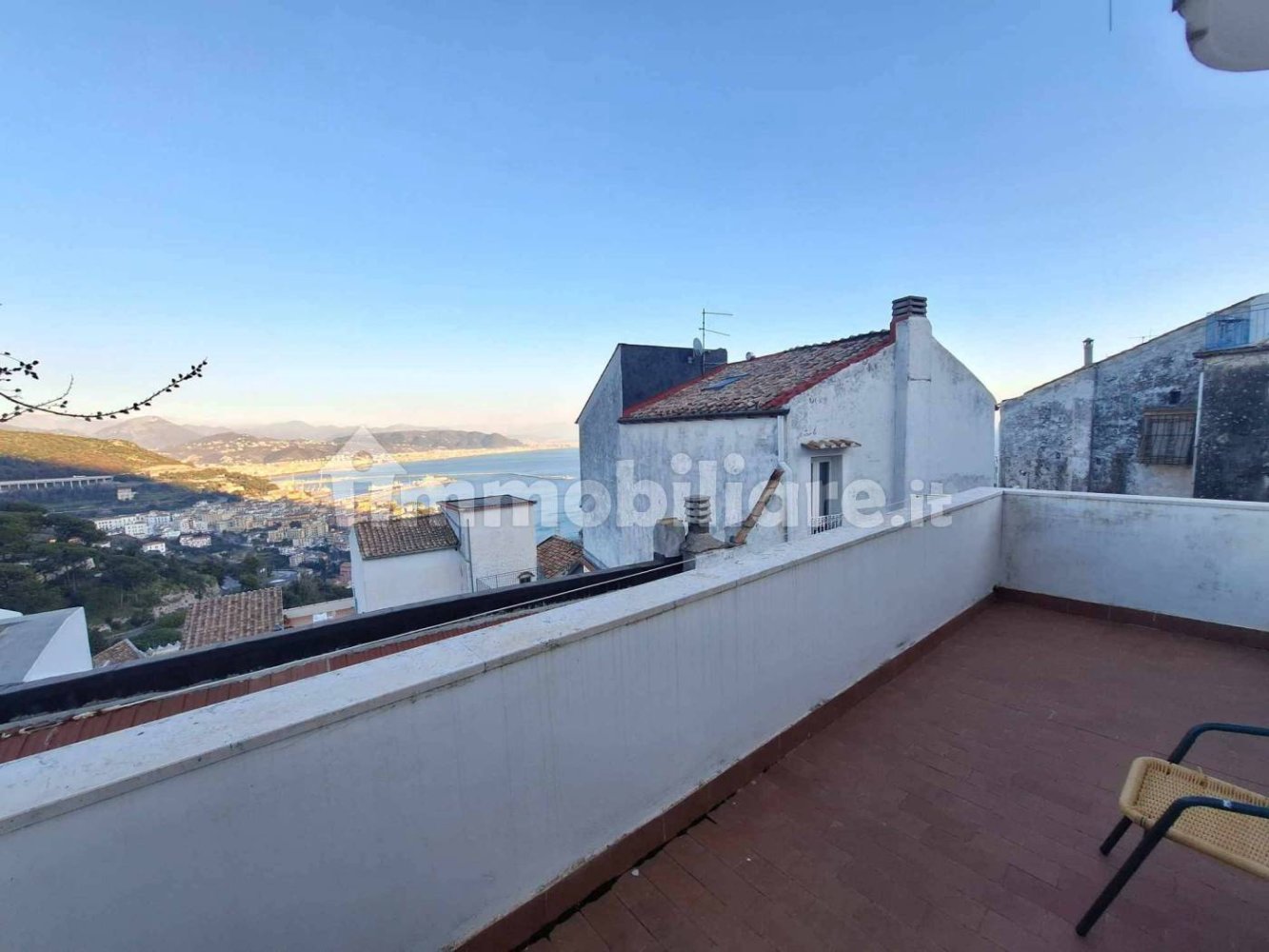 Apartamento de 6 dormitorios en Vietri sul Mare, Italy No. 26243