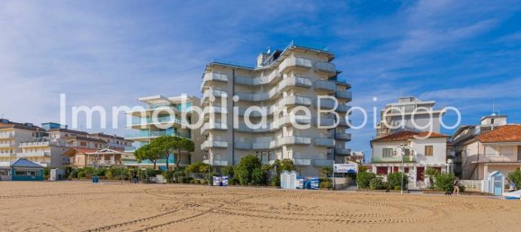 2 bedrooms Apartment in Jesolo, Italy No. 108028 3