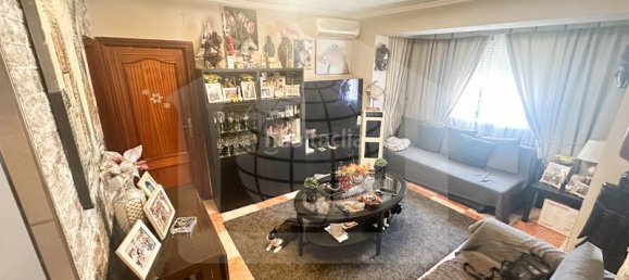 3 bedrooms Apartment in Malaga, Spain No. 165186 2