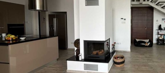 3 bedrooms House in Germasogeia, Cyprus No. 7658 13