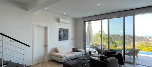 3 bedrooms House in Germasogeia, Cyprus No. 7658 15