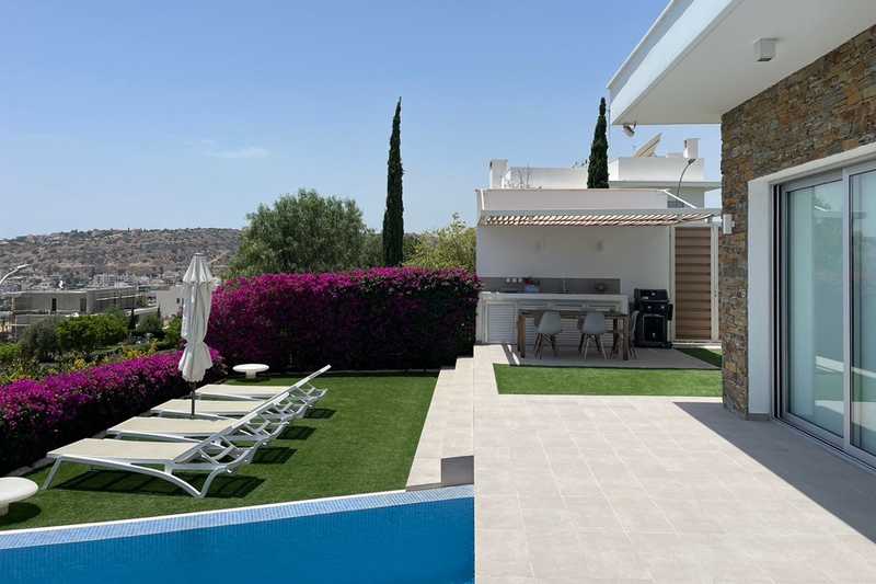 3 bedrooms House in Germasogeia, Cyprus No. 7658