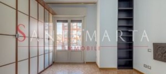 Квартира с 1 спальней в Милан, Италия № 243303 3