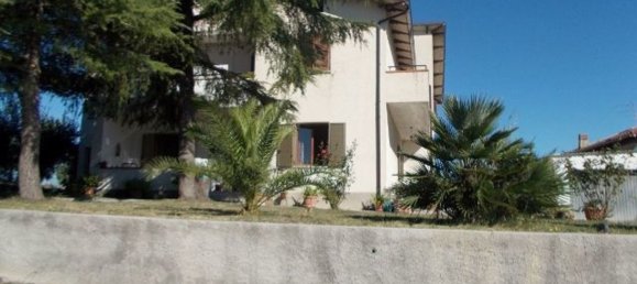 Villa de 15 habitaciónes en Controguerra, Italy No. 166078 3