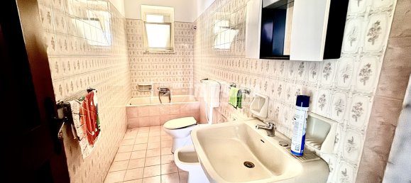 6 bedrooms House in Capurso, Italy No. 208954 3