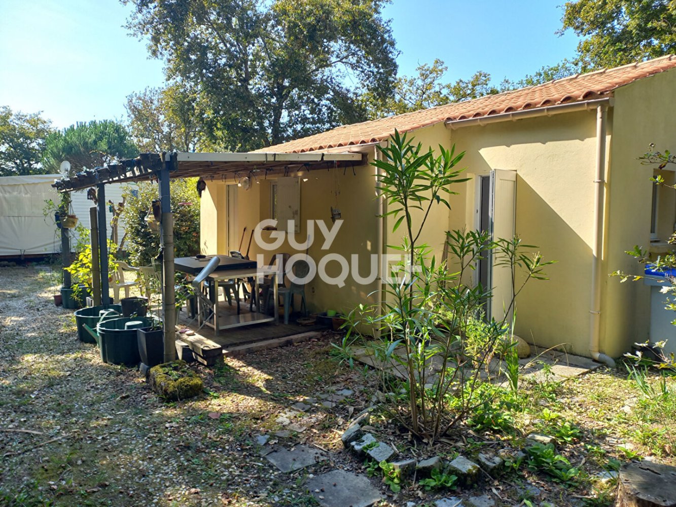 Terreno en Dolus-d'Oleron, France No. 112864