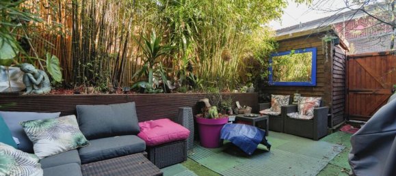 2 bedrooms Apartment in London, United Kingdom No. 10740 4