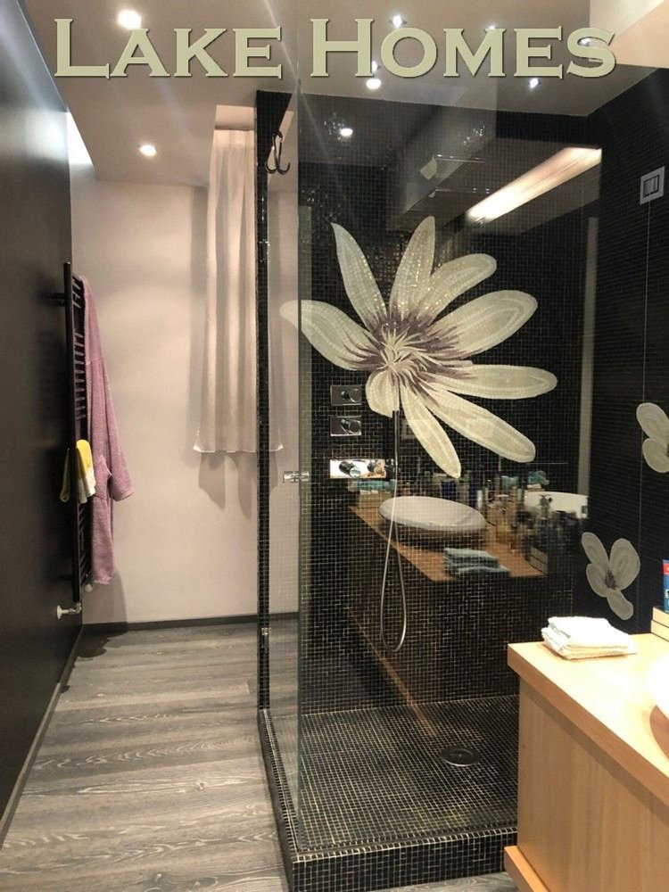 Дуплекс с 8 комнатами в Галларате, Италия № 86560