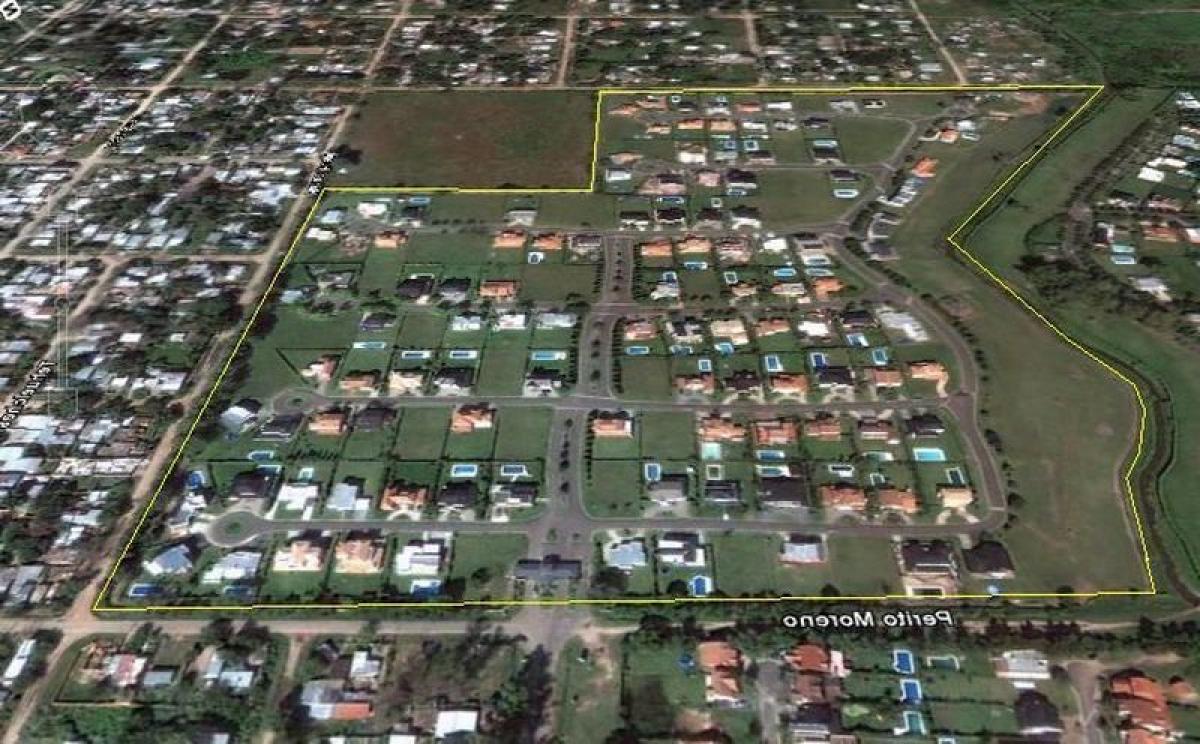  Land in Escobar, Argentina No. 114730