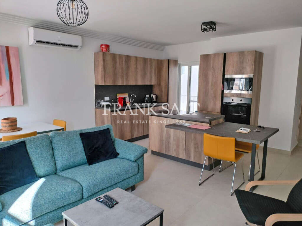 Квартира с 2 спальнями в Пьета, Мальта № 7431