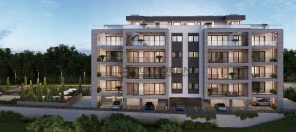 3 bedrooms Apartment in Limassol, Cyprus No. 14111 14