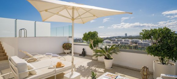 Ático de 4 dormitorios en Marbella, Spain No. 147838 2