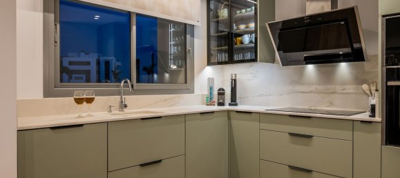 Ático de 4 dormitorios en Marbella, Spain No. 147838 18