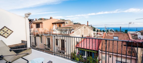 2 Schlafzimmer Penthouse in Taormina, Italy, Nr. 128046 7