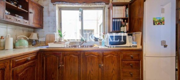 3 bedrooms Apartment in Sliema, Malta No. 1340 10