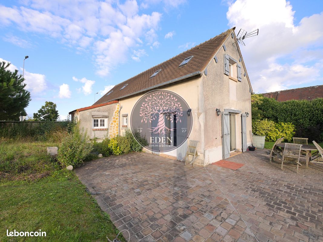 3 chambres Maison à Dreux, France No. 226171