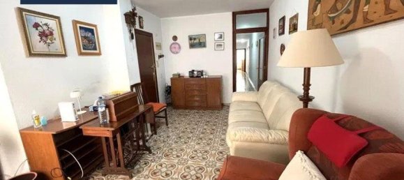 Apartamento de 3 dormitorios en Alicante, Spain No. 137459 11