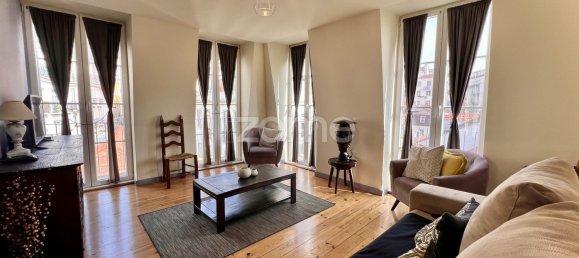 225m² Building in Lisbon, Portugal No. 91107 7