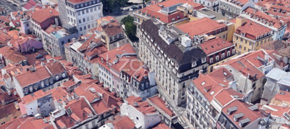 225m² Building in Lisbon, Portugal No. 91107 36