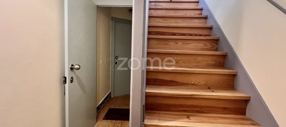 225m² Building in Lisbon, Portugal No. 91107 16