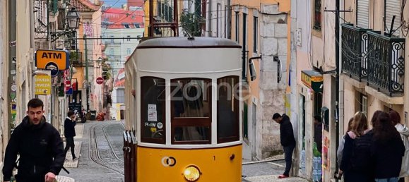 225m² Building in Lisbon, Portugal No. 91107 32