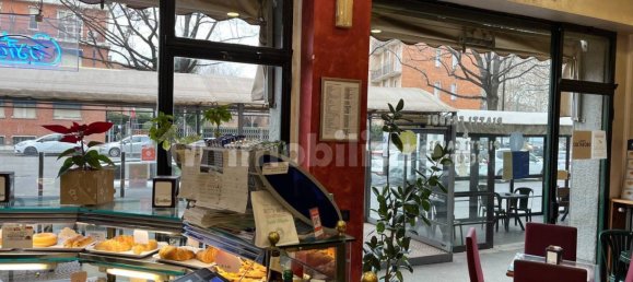 2 rooms Commercial property in Turin, Italy No. 33923 17