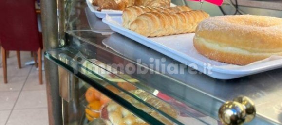 2 rooms Commercial property in Turin, Italy No. 33923 85