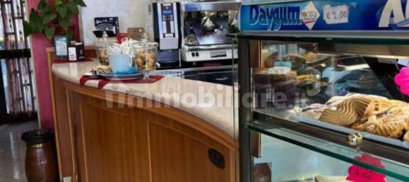 2 rooms Commercial property in Turin, Italy No. 33923 39