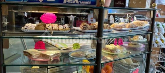 2 rooms Commercial property in Turin, Italy No. 33923 78