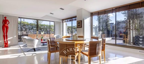 2 bedrooms Penthouse in Paris, France No. 171044 5