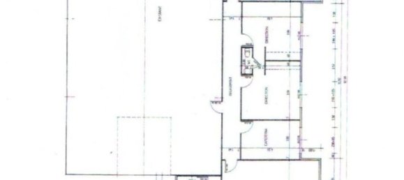 496m² Commercial property in Chateau-Renault, France No. 47065 12