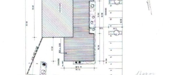 496m² Commercial property in Chateau-Renault, France No. 47065 20