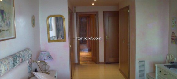 4 bedrooms Apartment in Lloret de Mar, Spain No. 14853 2