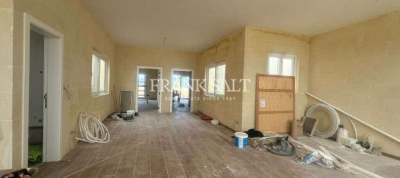 Casa de 4 dormitorios en Gharb, Malta No. 6101 23