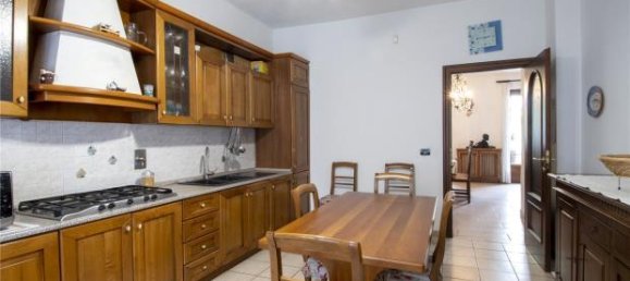 6 bedrooms Penthouse in Turin, Italy No. 316545 8