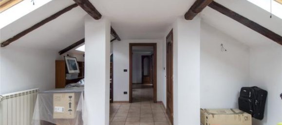 6 bedrooms Penthouse in Turin, Italy No. 316545 17