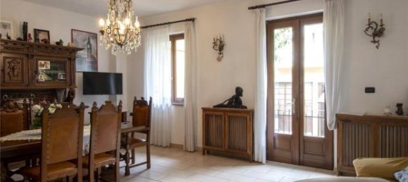 6 bedrooms Penthouse in Turin, Italy No. 316545 2