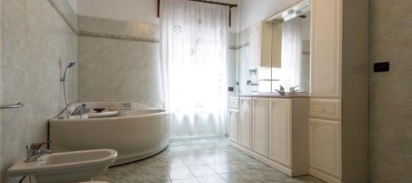 6 bedrooms Penthouse in Turin, Italy No. 316545 19