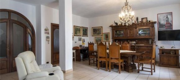 6 bedrooms Penthouse in Turin, Italy No. 316545 4