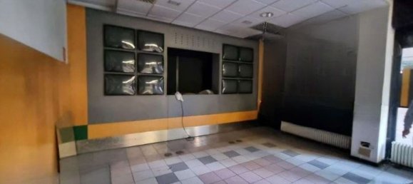 Gewerbliche Immobilie in Legnano, Italy 360m², Nr. 186309 17