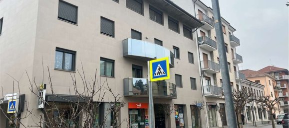2 rooms Commercial property in Alba, Italy No. 113941 8