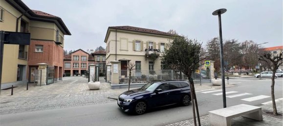 2 rooms Commercial property in Alba, Italy No. 113941 14