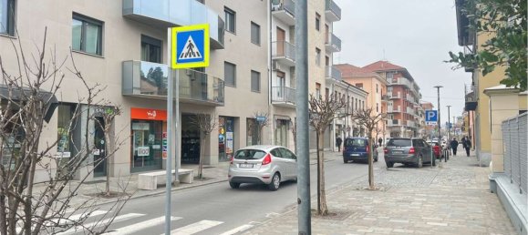 2 rooms Commercial property in Alba, Italy No. 113941 7