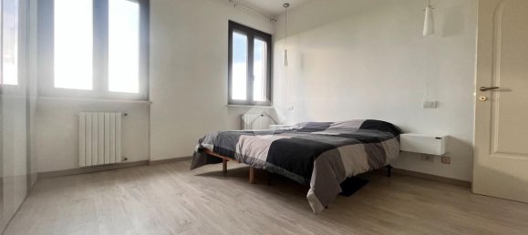 Apartamento de 3 habitaciónes en Crema, Italy No. 101985 8